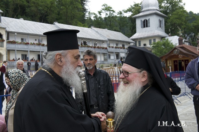 Ἑσπερινὸς Ἁγίου Γλυκερίου τοῦ Ὁμολογητοῦ στὴ Ρουμανία 